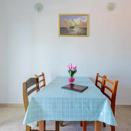 Beganovic Apartment *