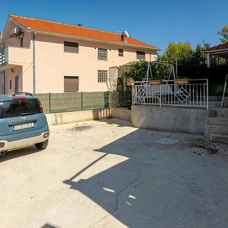 Apartment Beganovic *