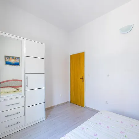 Apartment Beganovic *