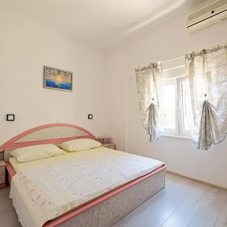 Beganovic Apartment
